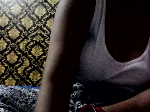 Snapshot of Crezy-Queen01 chatting on 10, 7, 2026 Crezy-Queen01 online show from 10, 7, 2026