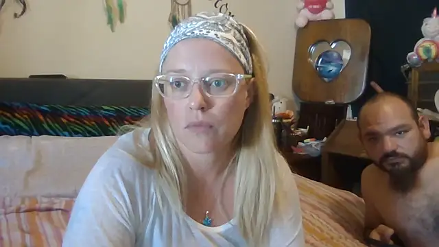 Snapshot of Toybox13_Pika chatting on 9, 10, 2025 Toybox13 Pika online show from 9, 10, 2025