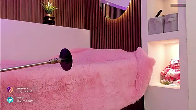 lilith gray9 online show from 10, 3, 2025