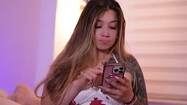 lilith gray9 online show from 2, 4, 2026