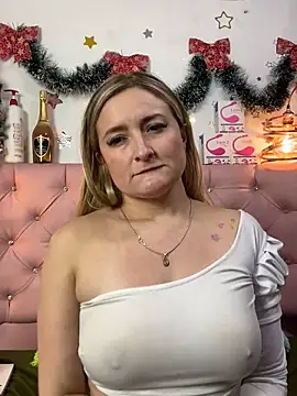 Snapshot of antonella87 chatting on 5, 1, 2025 antonella87 online show from 5, 1, 2025