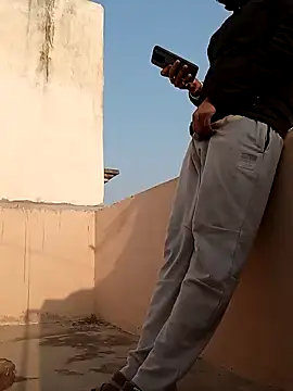 yours smp online show from 8, 1, 2025