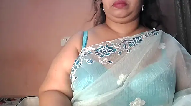 Snapshot of Ravina_patil1 chatting on 12, 1, 2025 Ravina patil1 online show from 12, 1, 2025