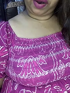 Snapshot of Ravina_patil1 chatting on 26, 9, 2025 Ravina patil1 online show from 26, 9, 2025