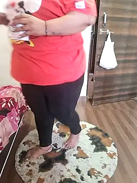 Snapshot of Ravina_patil1 chatting on 9, 5, 2026 Ravina patil1 online show from 9, 5, 2026