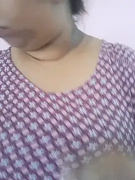 Snapshot of Ravina_patil1 chatting on 25, 5, 2026 Ravina patil1 online show from 25, 5, 2026