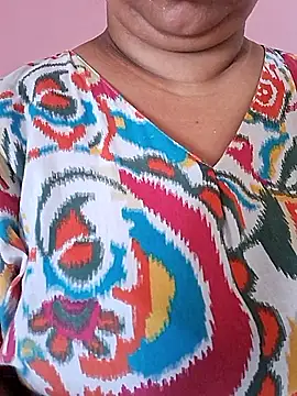 Snapshot of Ravina_patil1 chatting on 15, 6, 2026 Ravina patil1 online show from 15, 6, 2026