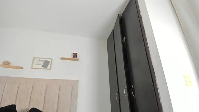 Avaline Blancx online show from 12, 12, 2024