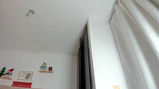 Avaline Blancx online show from 20, 12, 2024