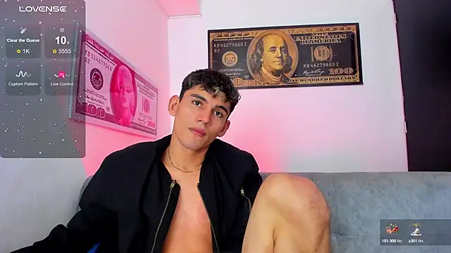 Snapshot of EstebanPerez_ chatting on 28, 12, 2024 EstebanPerez online show from 28, 12, 2024