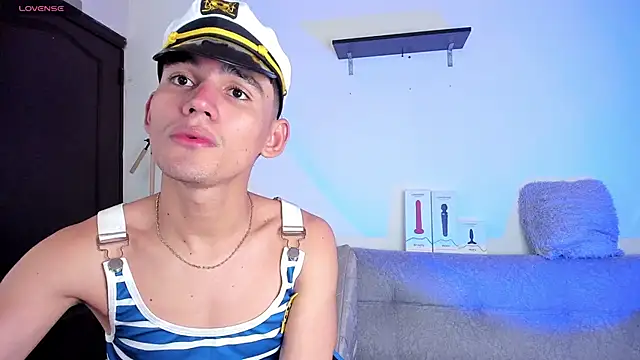 Snapshot of EstebanPerez_ chatting on 4, 2, 2025 EstebanPerez online show from 4, 2, 2025
