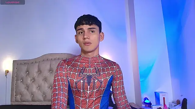 Snapshot of EstebanPerez_ chatting on 10, 10, 2025 EstebanPerez online show from 10, 10, 2025