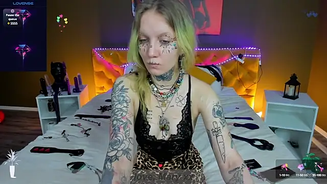 Mary Xextra online show from 22, 1, 2025