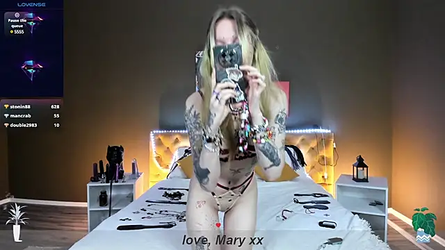 Mary Xextra online show from 27, 1, 2025