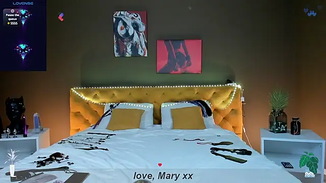 Mary Xextra online show from 21, 2, 2025