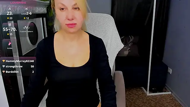 Snapshot of Anny_Jey_ chatting on 28, 2, 2025 Anny Jey online show from 28, 2, 2025