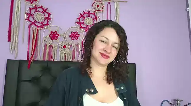 Snapshot of ArtesanaMK chatting on 11, 3, 2025 ArtesanaMK online show from 11, 3, 2025