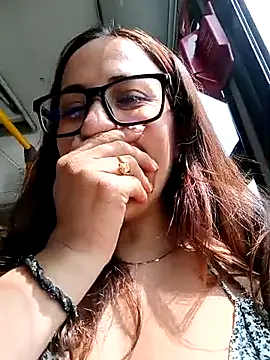 Snapshot of Lena-32 chatting on 11, 3, 2025 Lena-32 online show from 11, 3, 2025