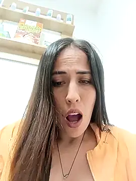 Lena-32 online show from 10, 4, 2026