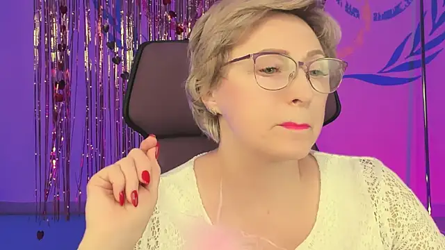 sugar vivien online show from 19, 2, 2025