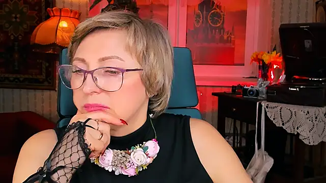 sugar vivien online show from 5, 3, 2025