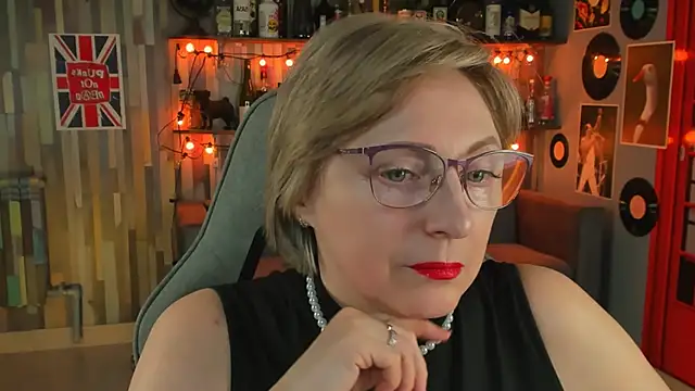 sugar vivien online show from 13, 3, 2025