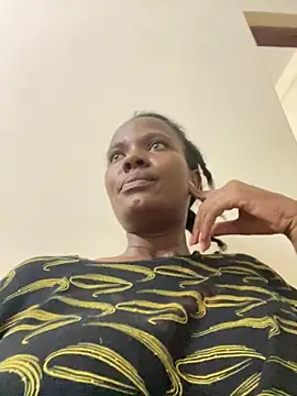 Snapshot of Cute_princcess chatting on 2, 11, 2025 Cute princcess online show from 2, 11, 2025