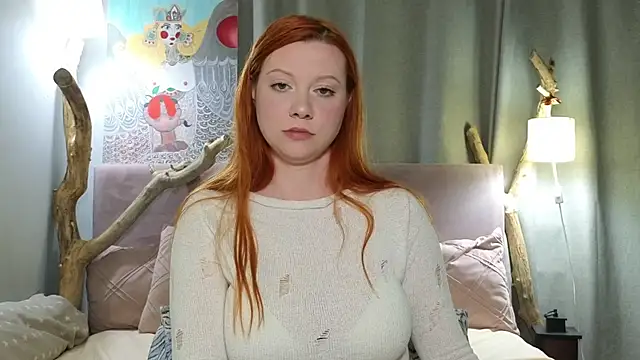Snapshot of MileyMiller chatting on 7, 5, 2026 MileyMiller online show from 7, 5, 2026
