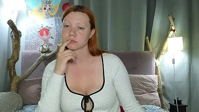 Snapshot of MileyMiller chatting on 27, 5, 2026 MileyMiller online show from 27, 5, 2026