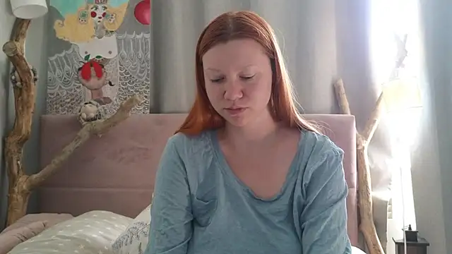 Snapshot of MileyMiller chatting on 11, 6, 2026 MileyMiller online show from 11, 6, 2026
