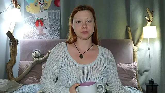 Snapshot of MileyMiller chatting on 23, 6, 2026 MileyMiller online show from 23, 6, 2026