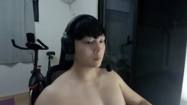 Snapshot of Tkcqcc chatting on 22, 9, 2025 Tkcqcc online show from 22, 9, 2025