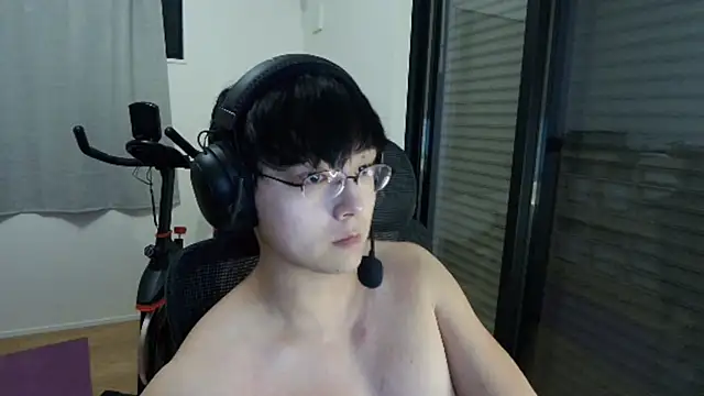 Snapshot of Tkcqcc chatting on 28, 9, 2025 Tkcqcc online show from 28, 9, 2025