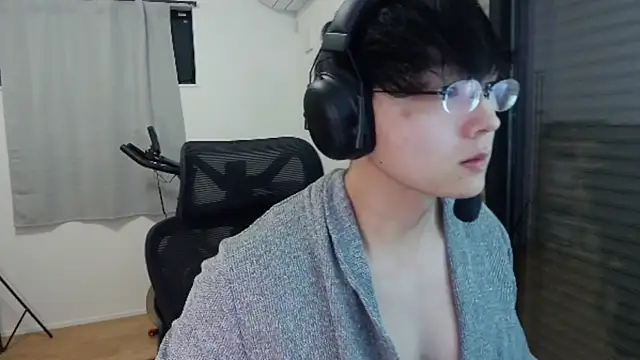 Snapshot of Tkcqcc chatting on 26, 10, 2025 Tkcqcc online show from 26, 10, 2025