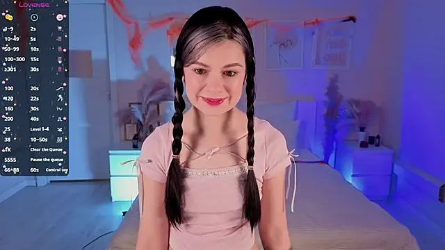 Lil Amelie online show from 8, 11, 2025