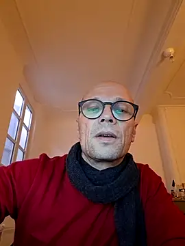 Snapshot of wedge75 chatting on 20, 12, 2025 wedge75 online show from 20, 12, 2025