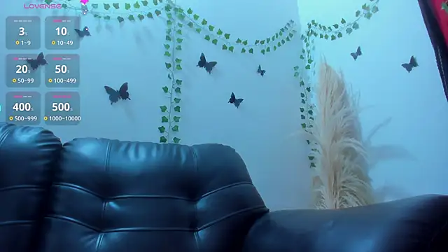 Snapshot of Amani_Bakir chatting on 29, 11, 2025 Amani Bakir online show from 29, 11, 2025