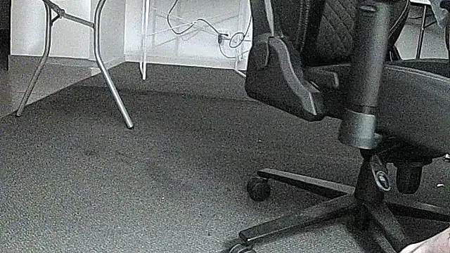 Snapshot of Nice8inchaussie chatting on 30, 11, 2025 Nice8inchaussie online show from 30, 11, 2025