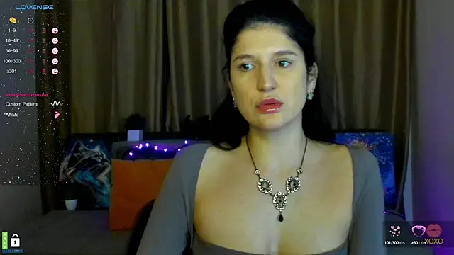 Snapshot of Alianna_Solo_Kisses chatting on 10, 2, 2025 Alianna Solo Kisses online show from 10, 2, 2025