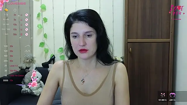 Snapshot of Alianna_Solo_Kisses chatting on 7, 3, 2025 Alianna Solo Kisses online show from 7, 3, 2025