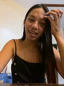 whiteladyboy online show from 18, 10, 2025