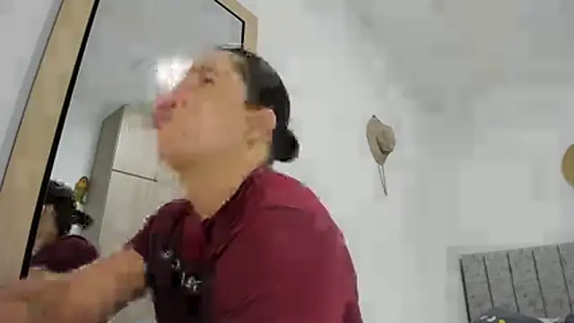 Snapshot of Valerioe chatting on 1, 4, 2026 Valerioe online show from 1, 4, 2026