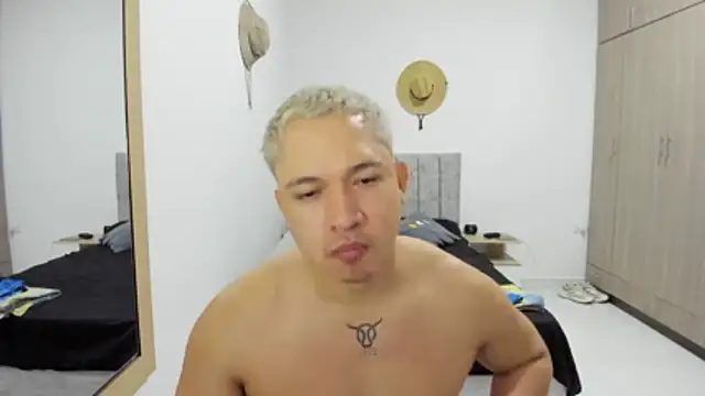 Snapshot of Valerioe chatting on 27, 4, 2026 Valerioe online show from 27, 4, 2026