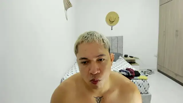 Snapshot of Valerioe chatting on 22, 5, 2026 Valerioe online show from 22, 5, 2026