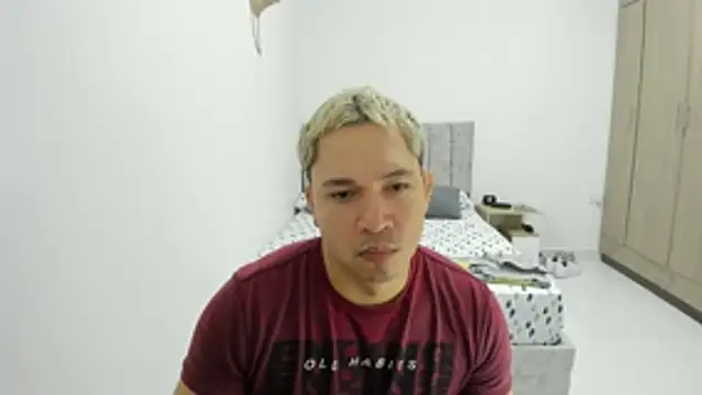 Snapshot of Valerioe chatting on 1, 6, 2026 Valerioe online show from 1, 6, 2026