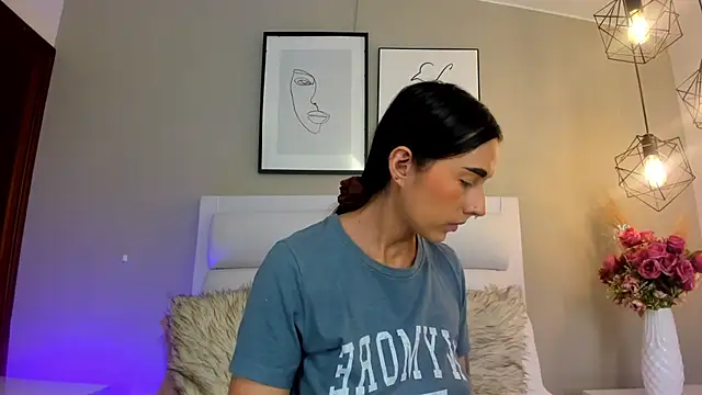 helen mooree online show from 19, 2, 2026