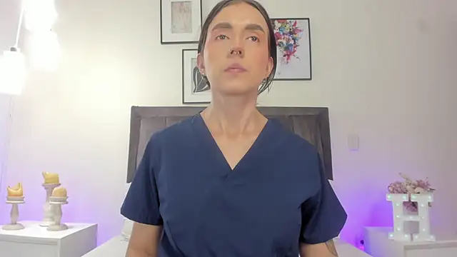 Snapshot of helen_mooree chatting on 5, 6, 2026 helen mooree online show from 5, 6, 2026