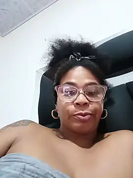 Snapshot of Melanie_candy_ chatting on 5, 4, 2026 Melanie candy online show from 5, 4, 2026