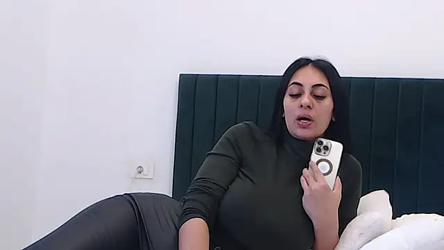 Snapshot of Aimeclark chatting on 22, 11, 2025 Aimeclark online show from 22, 11, 2025