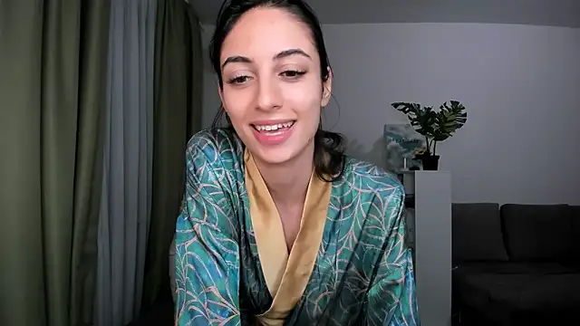 Snapshot of Melanie_Angel chatting on 7, 5, 2026 Melanie Angel online show from 7, 5, 2026